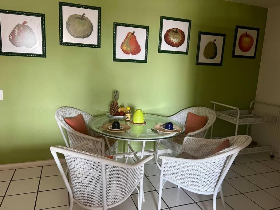 E Sala Mobiliado Na Enseada Do Sua Apartment *
